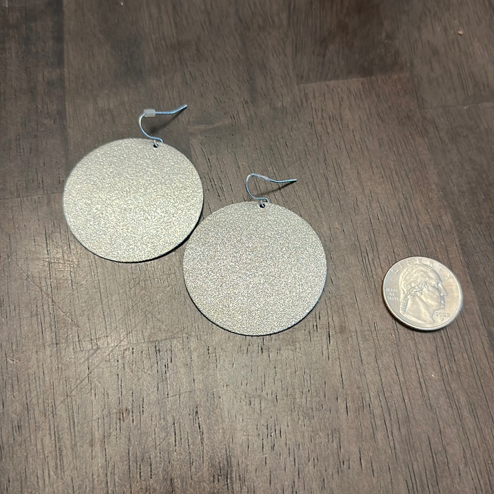 Flat 80’s Vibes, New Wave Textured Thrifted Earrings